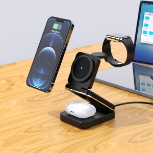 适用于苹果手机手表耳机仓的三合一可折叠的磁吸无线充电宝